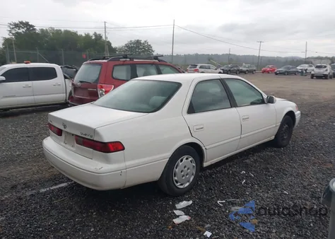 1998 Toyota Camry Ce/Le/Xle из США, поврежденный, VIN JT2BG22K6W0207914